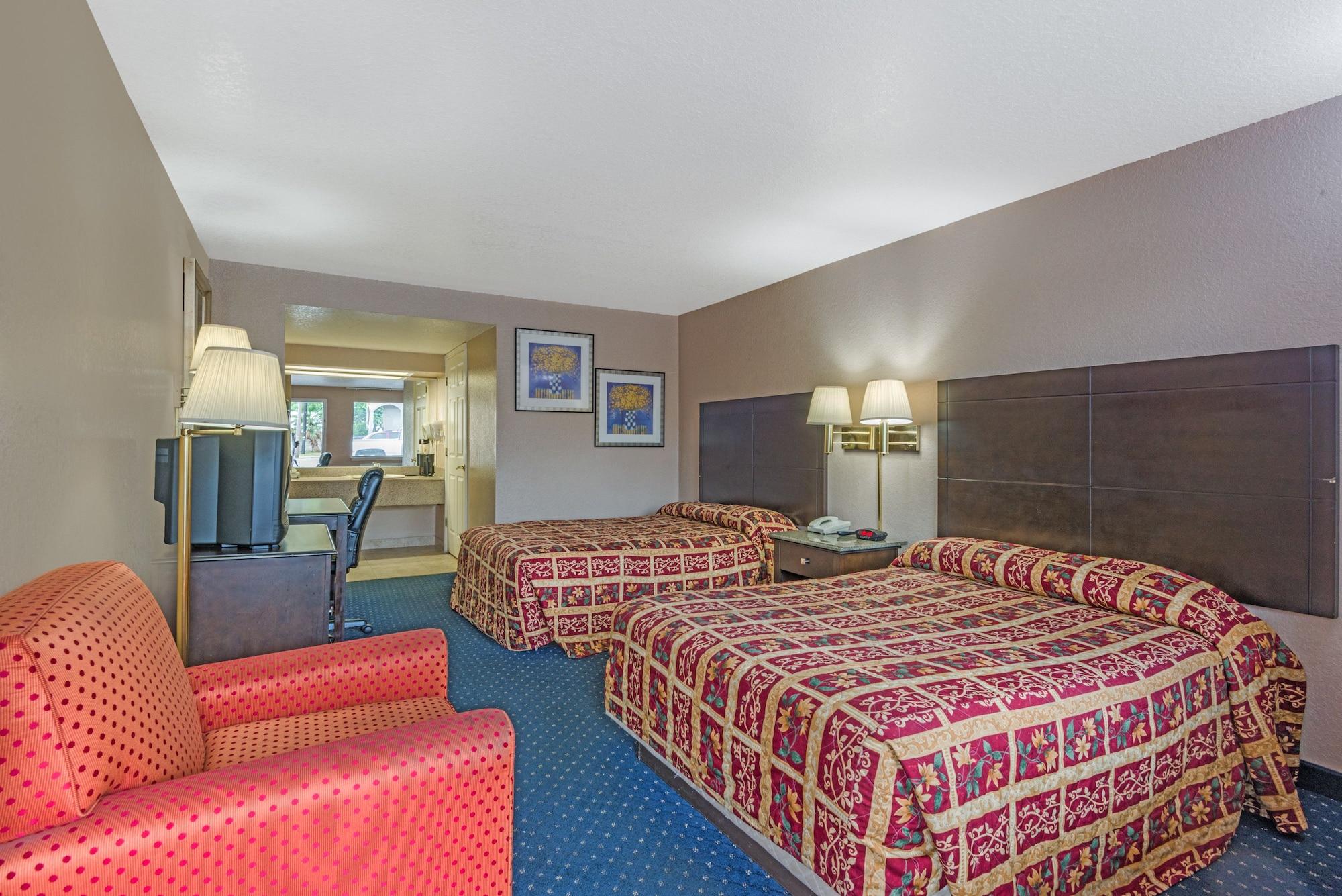 Мотель Super 8 By Wyndham San Antonio Pearl District Downtown Экстерьер фото